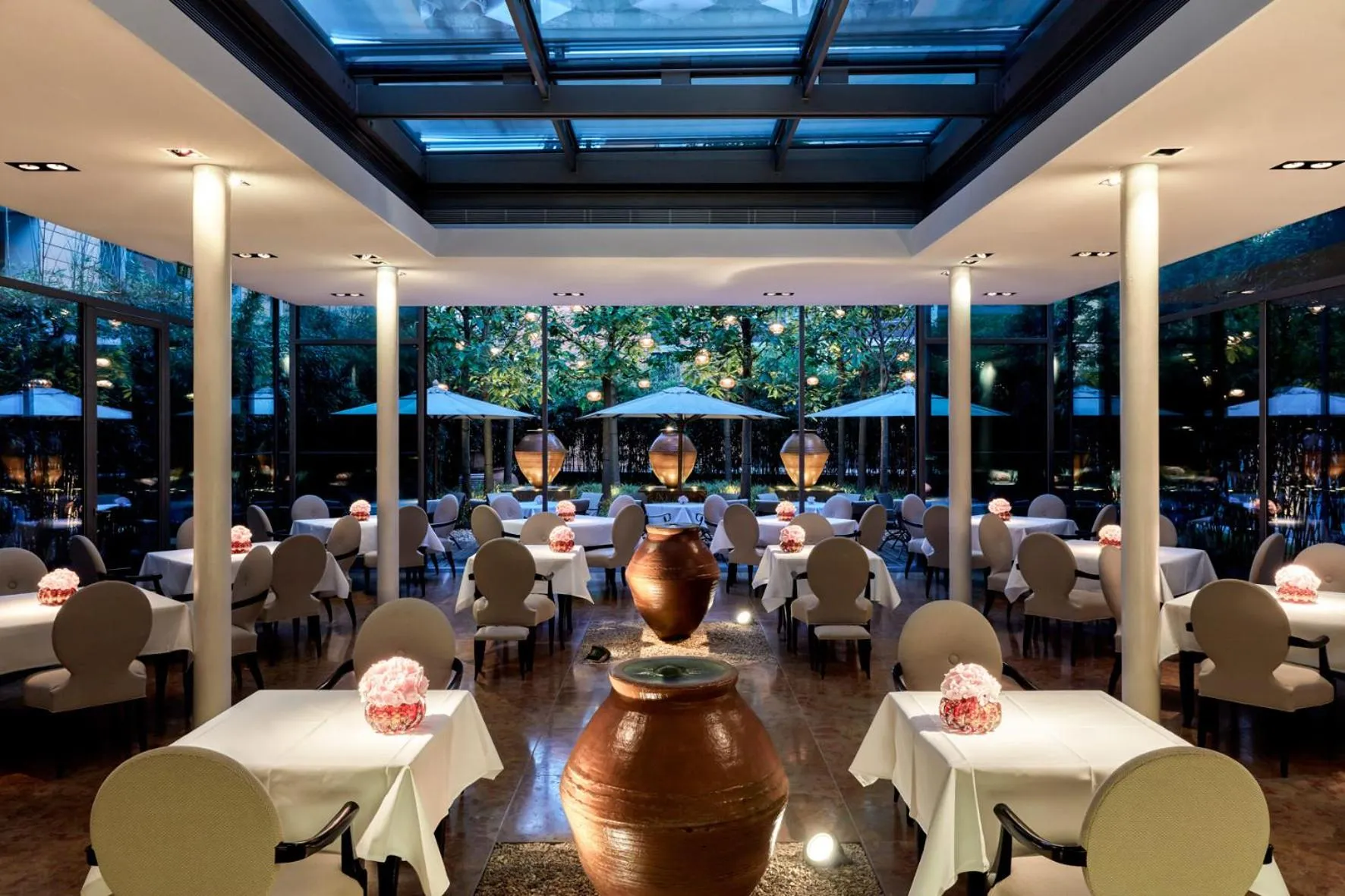 Restaurant/places to eat in The Mandala Berlin, a Member of Design Hotels