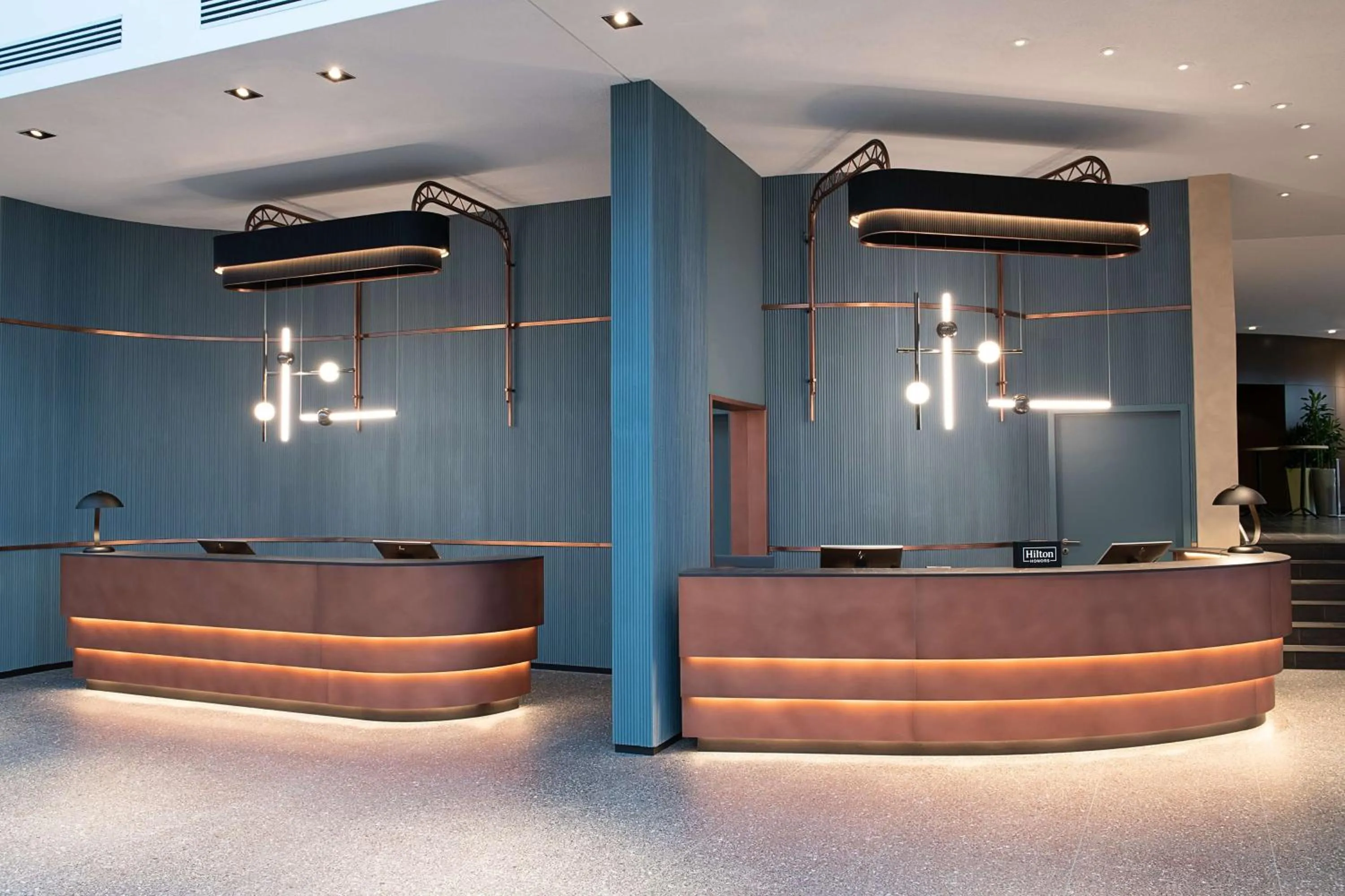Lobby or reception in Hilton Cologne