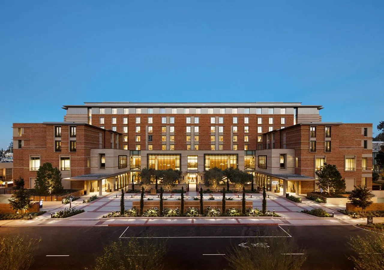 Luskin Hotel
