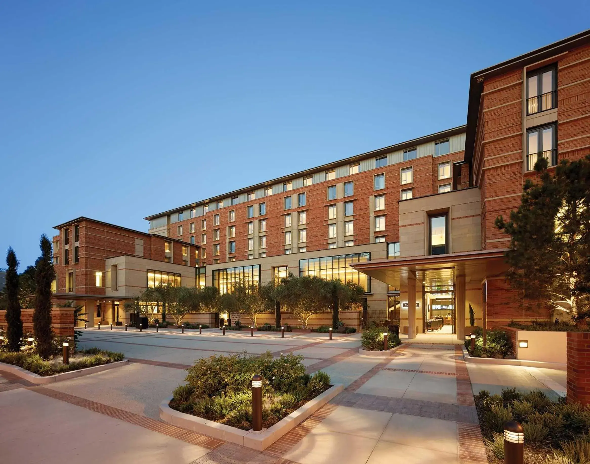 Luskin Hotel Luskin Hotel