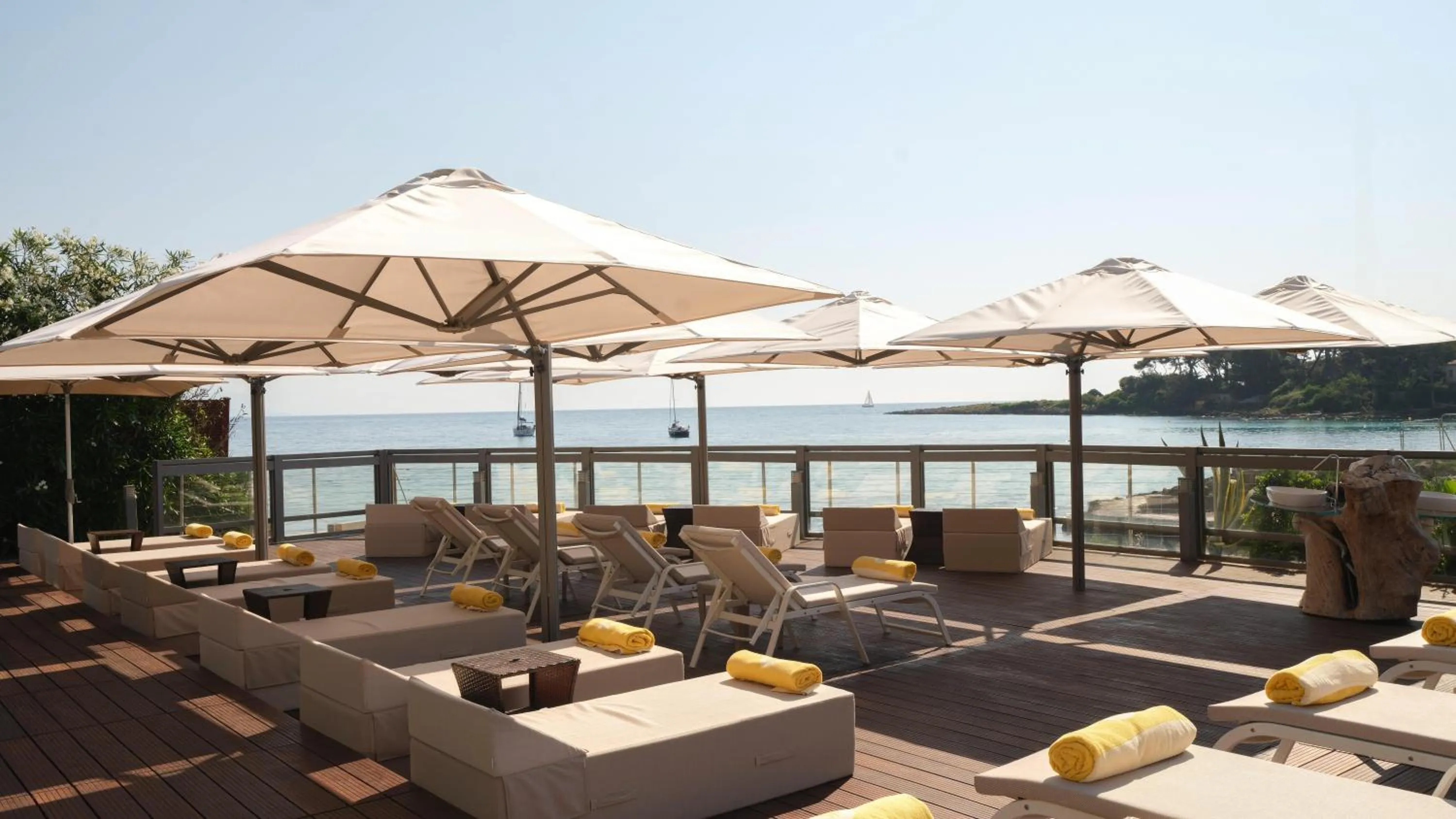 Property building in Villa Miraé by Inwood Hotels - Cap d'Antibes