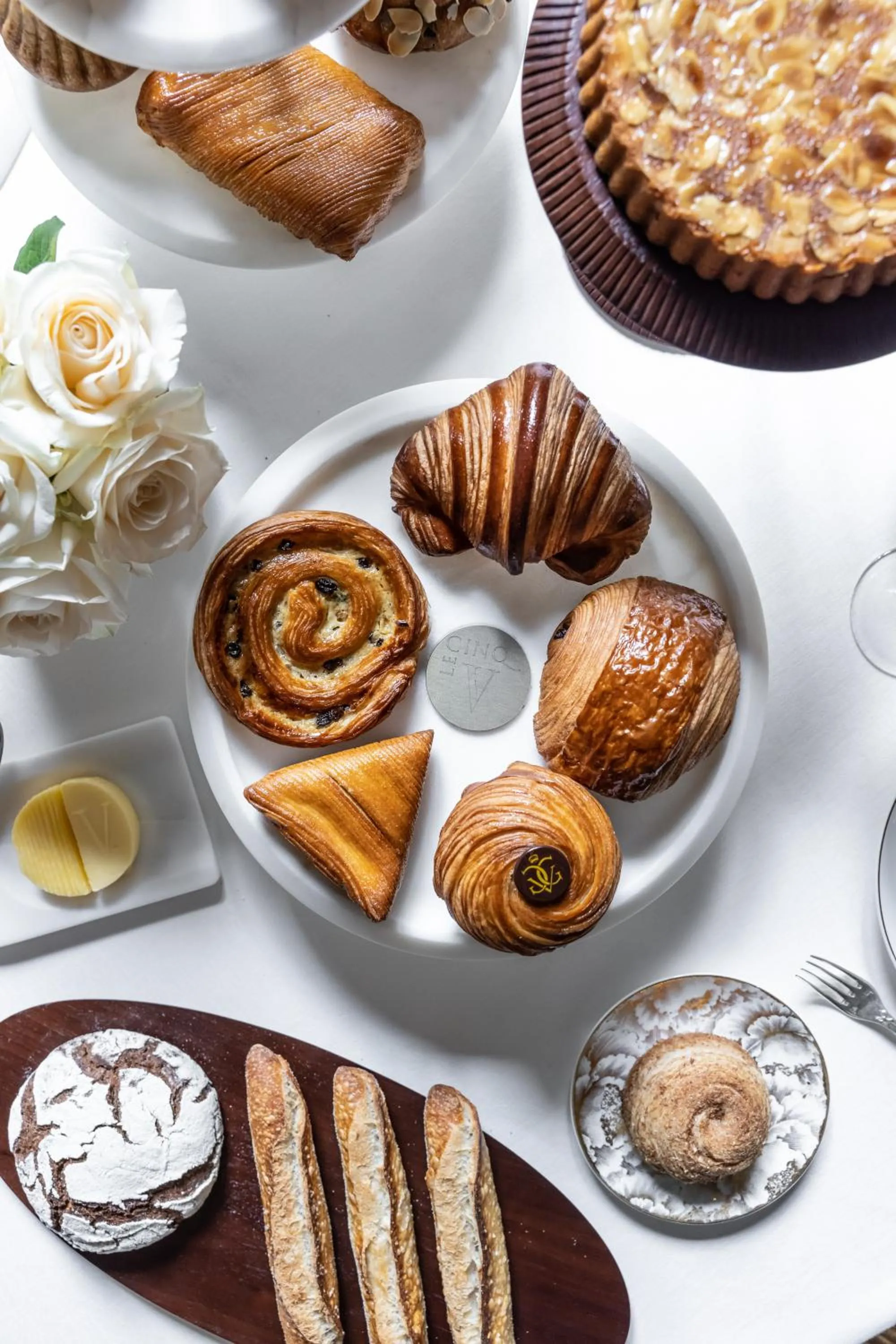 Breakfast in Four Seasons Hotel George V Paris