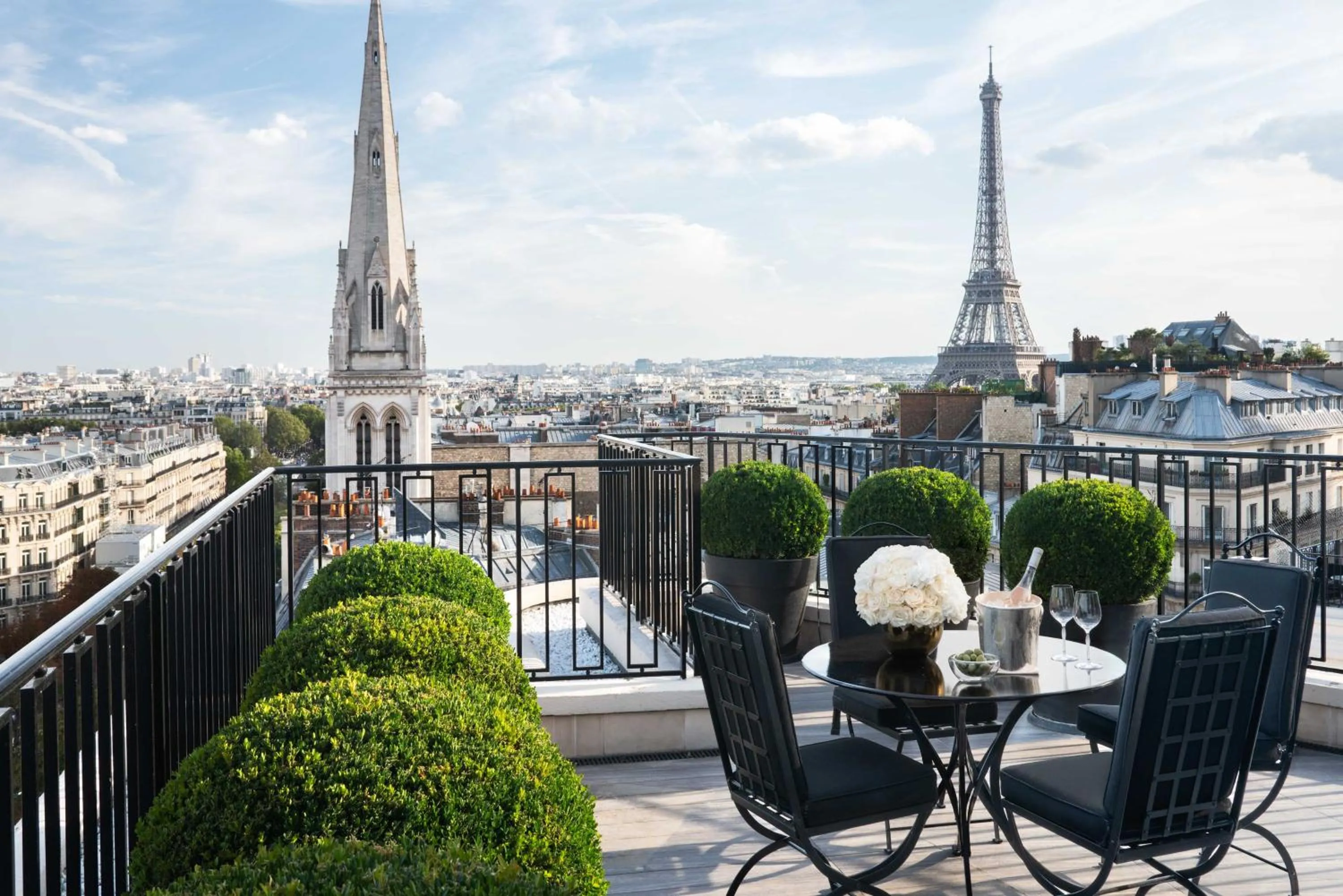 Balcony/Terrace in Four Seasons Hotel George V Paris