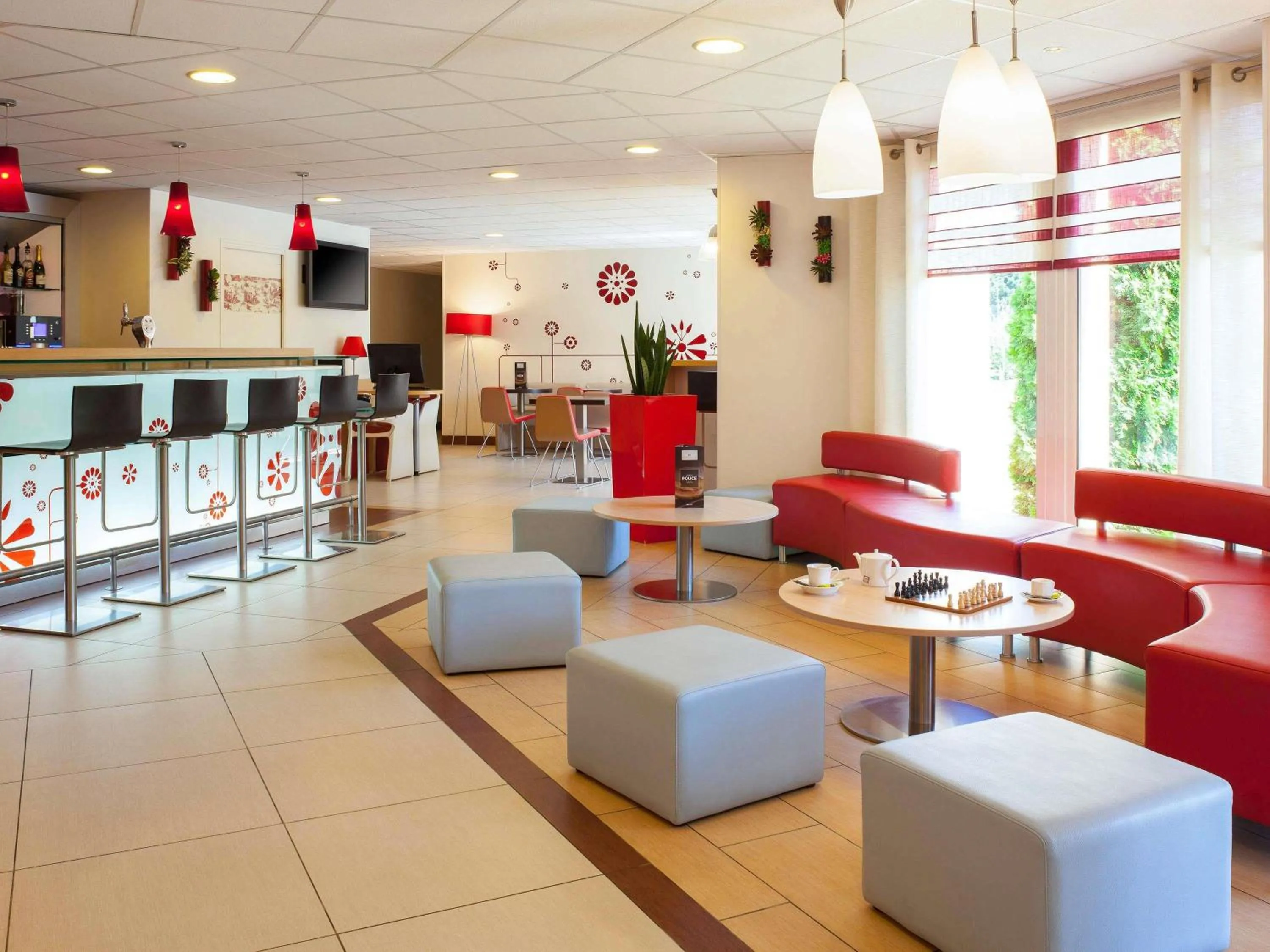 Property building in ibis Velizy Jouy-En-Josas
