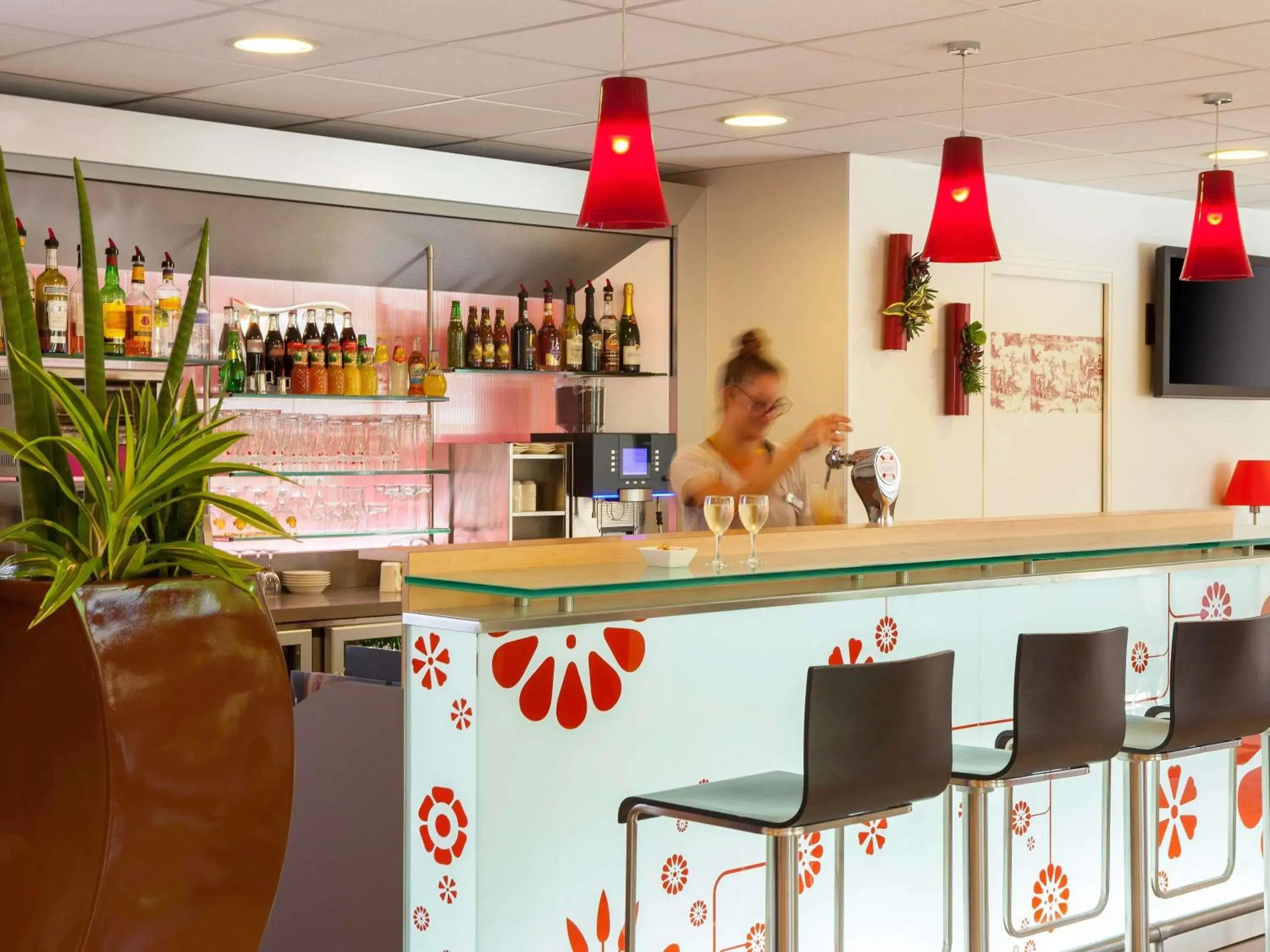 Property building in ibis Velizy Jouy-En-Josas Property building in ibis Velizy Jouy-En-Josas