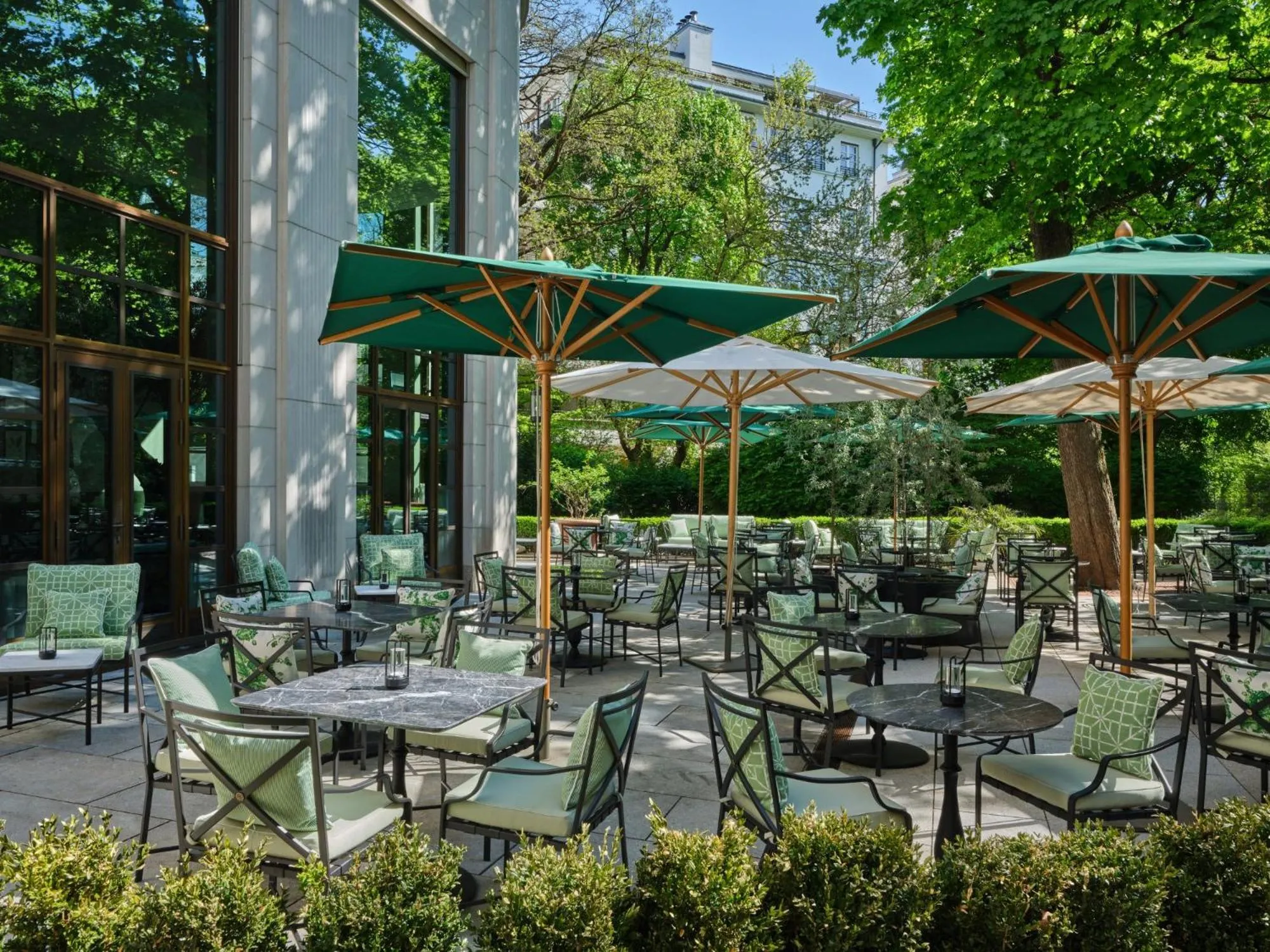 Restaurant/places to eat in Rocco Forte The Charles Hotel