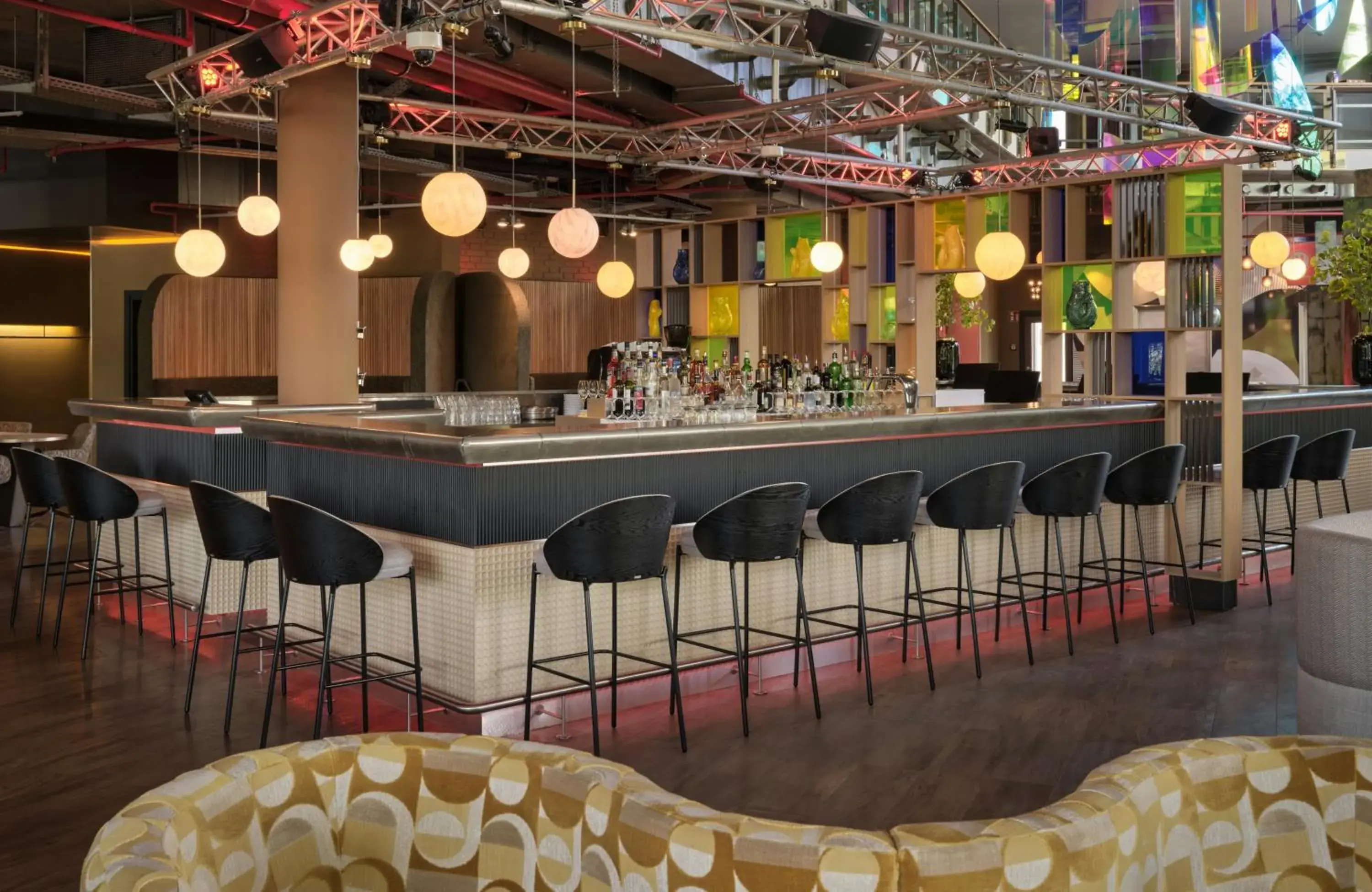 Lounge or bar in NYX Hotel Berlin Köpenick by Leonardo Hotels Lounge or bar in NYX Hotel Berlin Köpenick by Leonardo Hotels