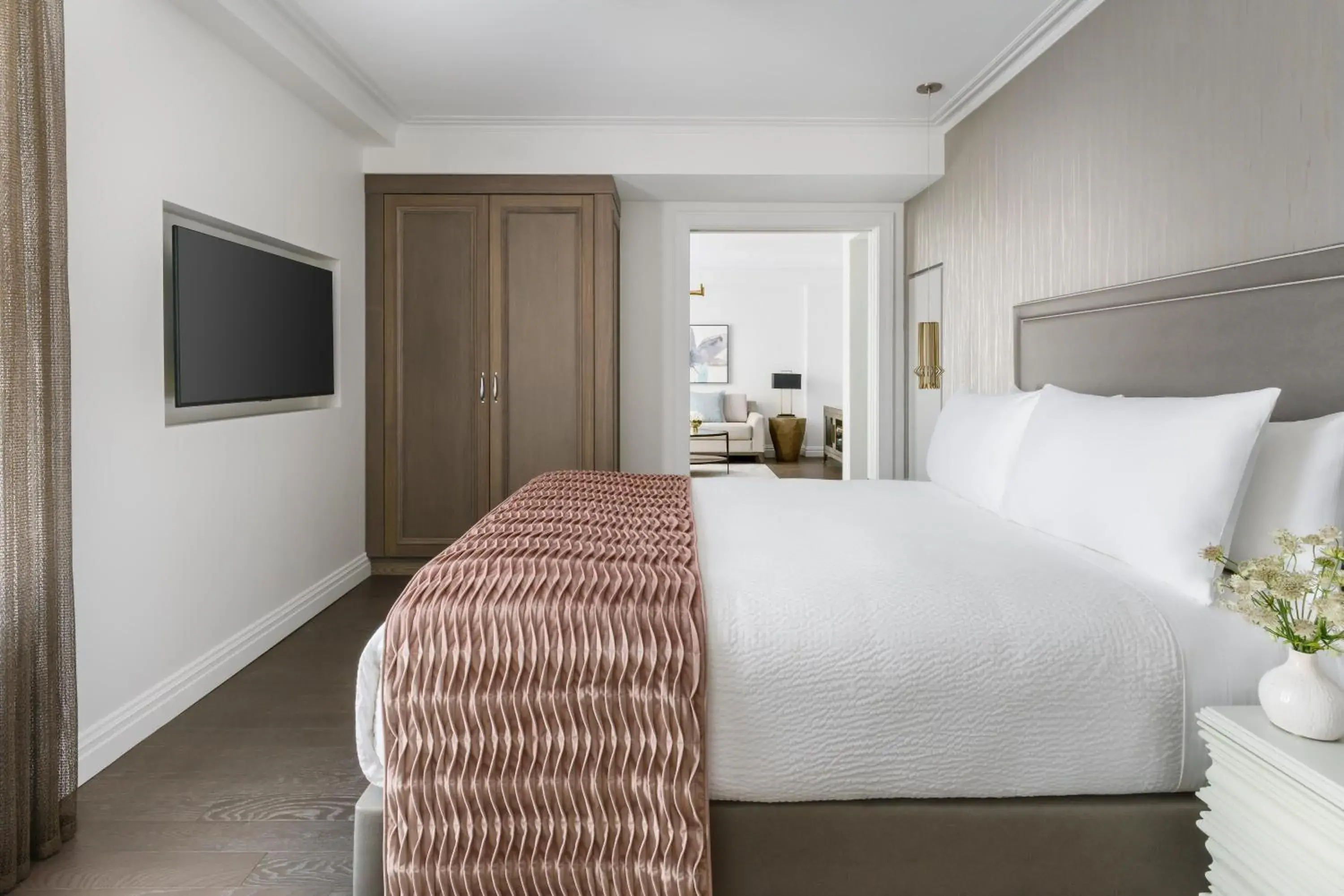 Bedroom, Bed in The Wallace Hotel Bedroom, Bed in The Wallace Hotel