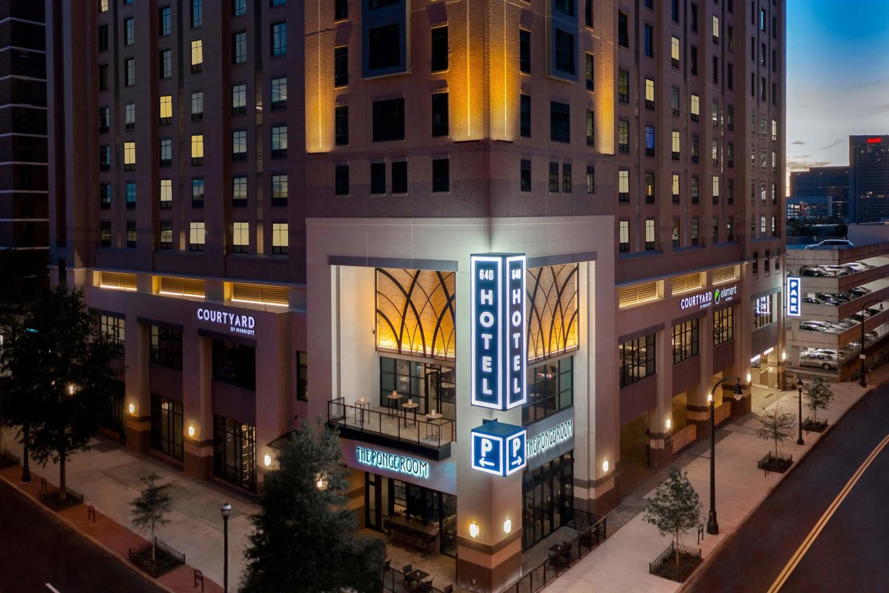 Property building in Element Atlanta Midtown