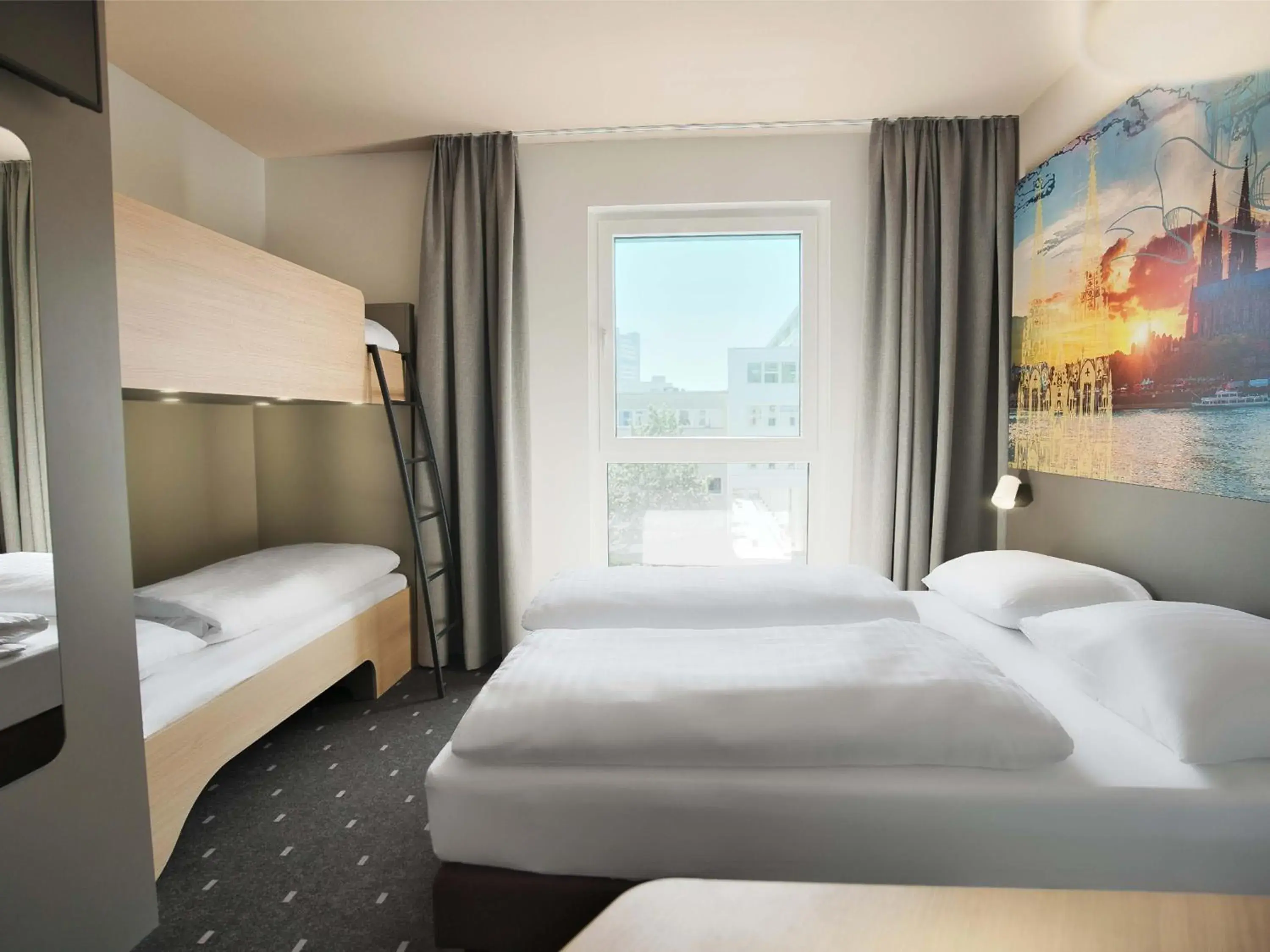 Bed in B&B Hotel Köln-City Bed in B&B Hotel Köln-City