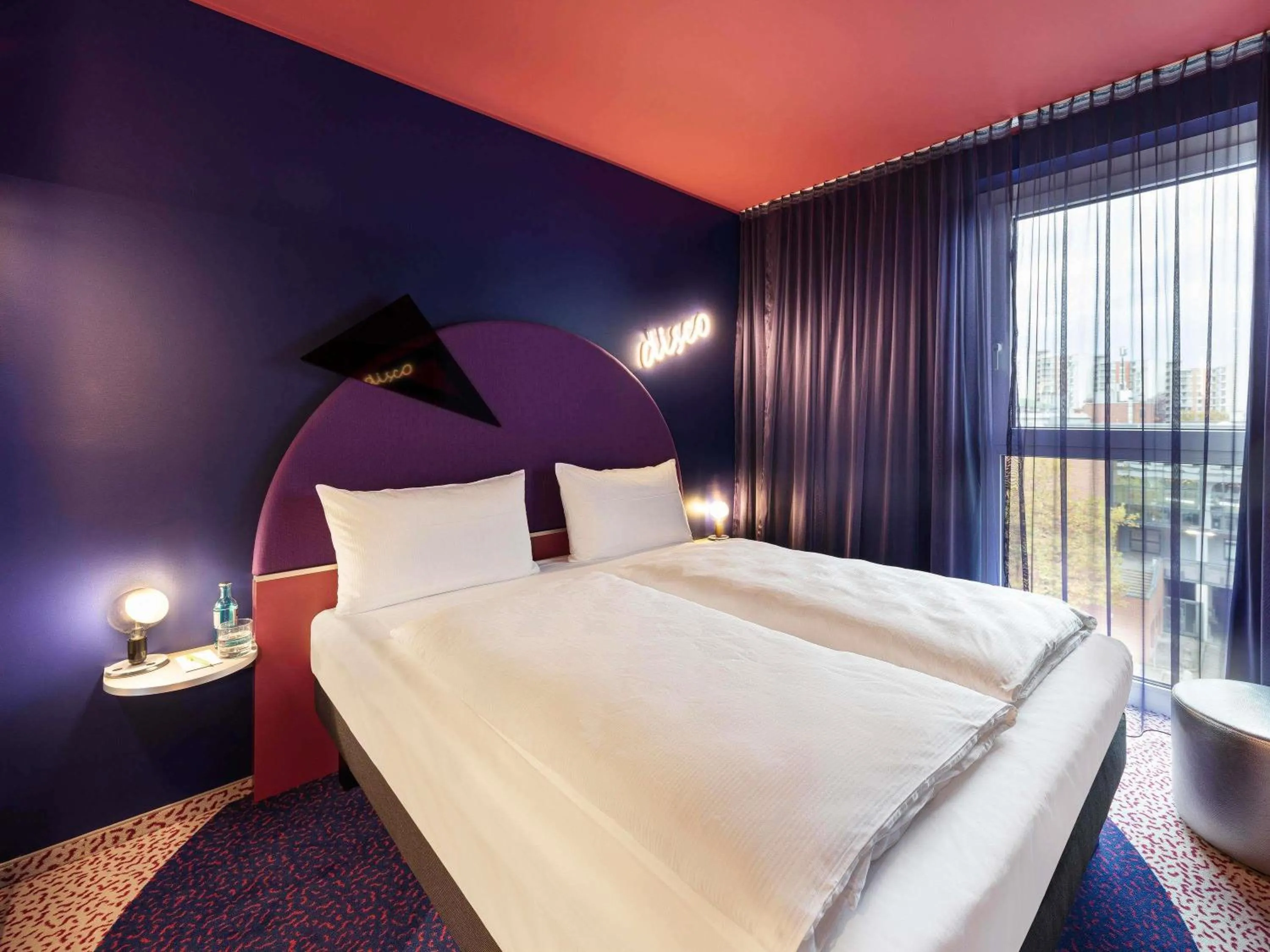 Bedroom, Bed in ibis Styles Muenchen Perlach