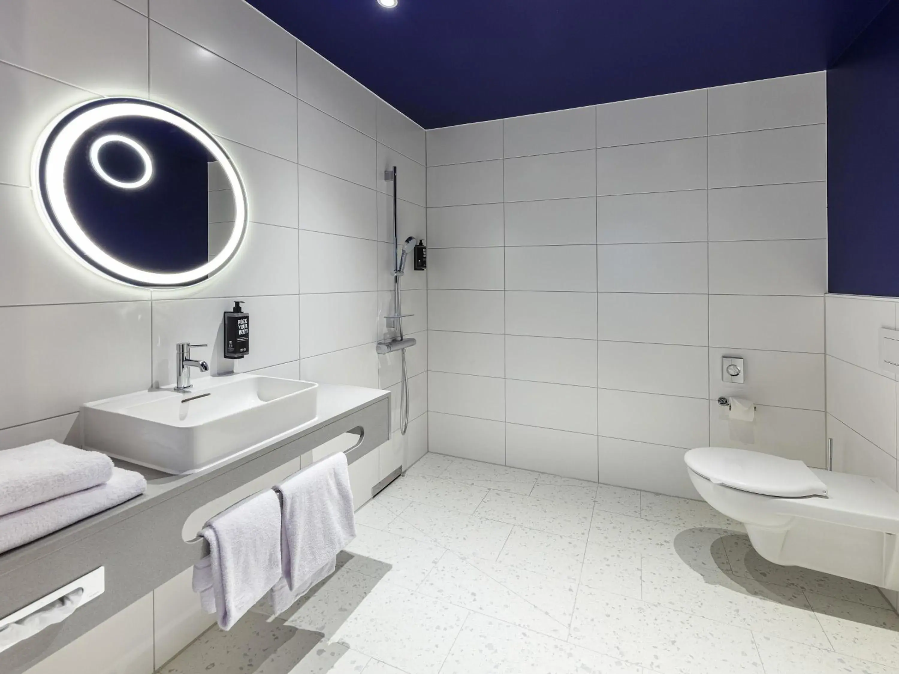 Bedroom in ibis Styles Muenchen Perlach Bedroom in ibis Styles Muenchen Perlach