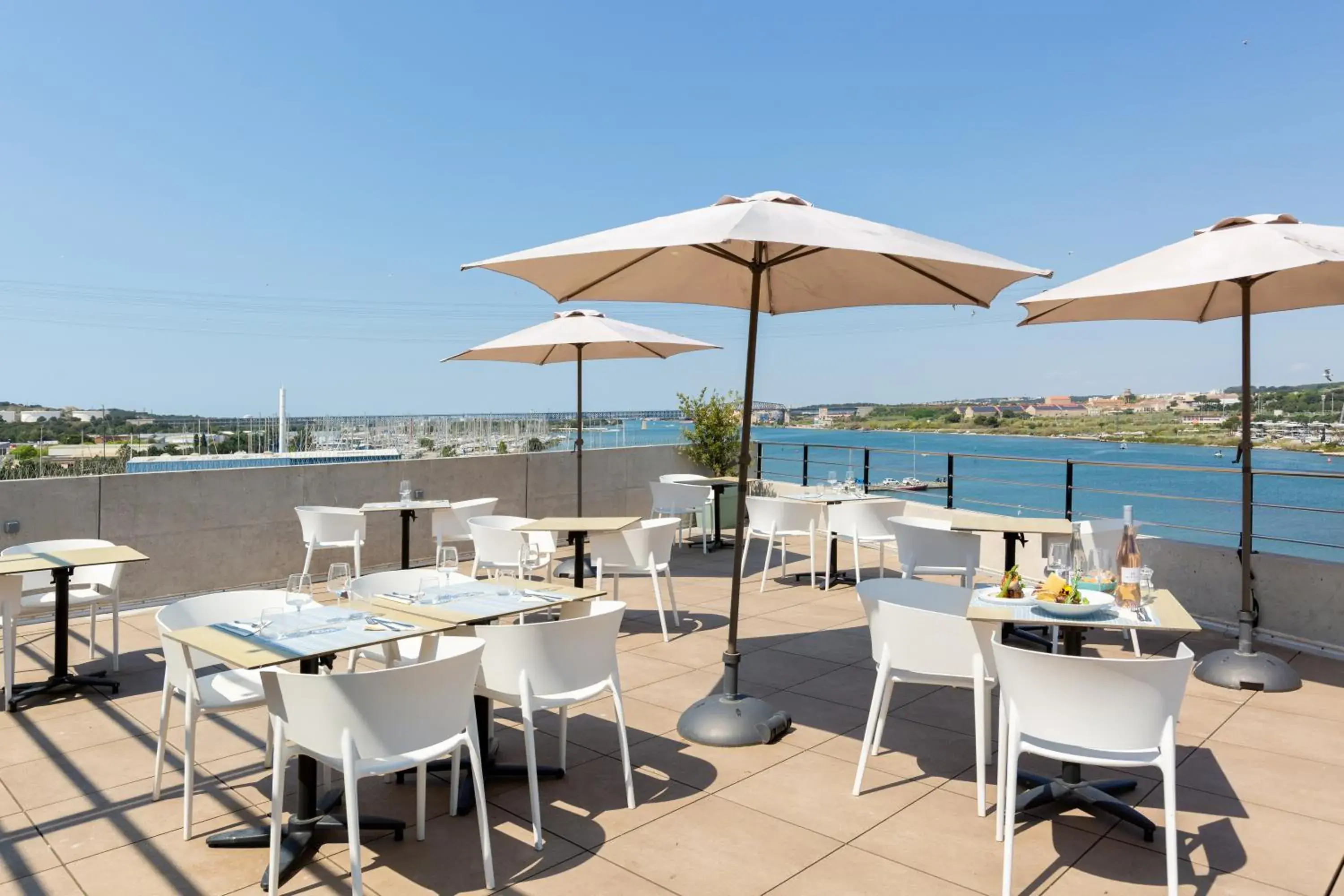 Patio in Golden Tulip Hotel & Rooftop Martigues Provence Patio in Golden Tulip Hotel & Rooftop Martigues Provence