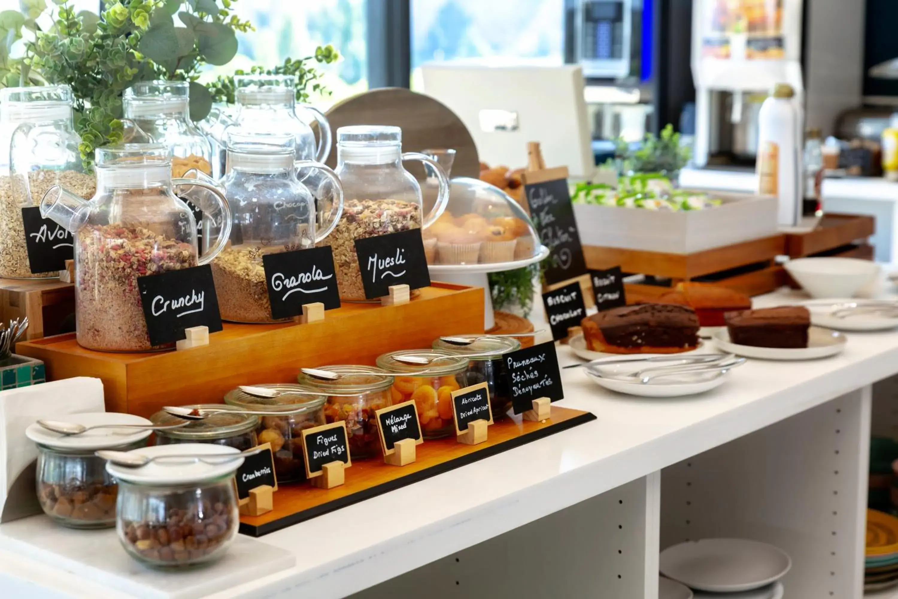 Buffet breakfast in Golden Tulip Hotel & Rooftop Martigues Provence Buffet breakfast in Golden Tulip Hotel & Rooftop Martigues Provence