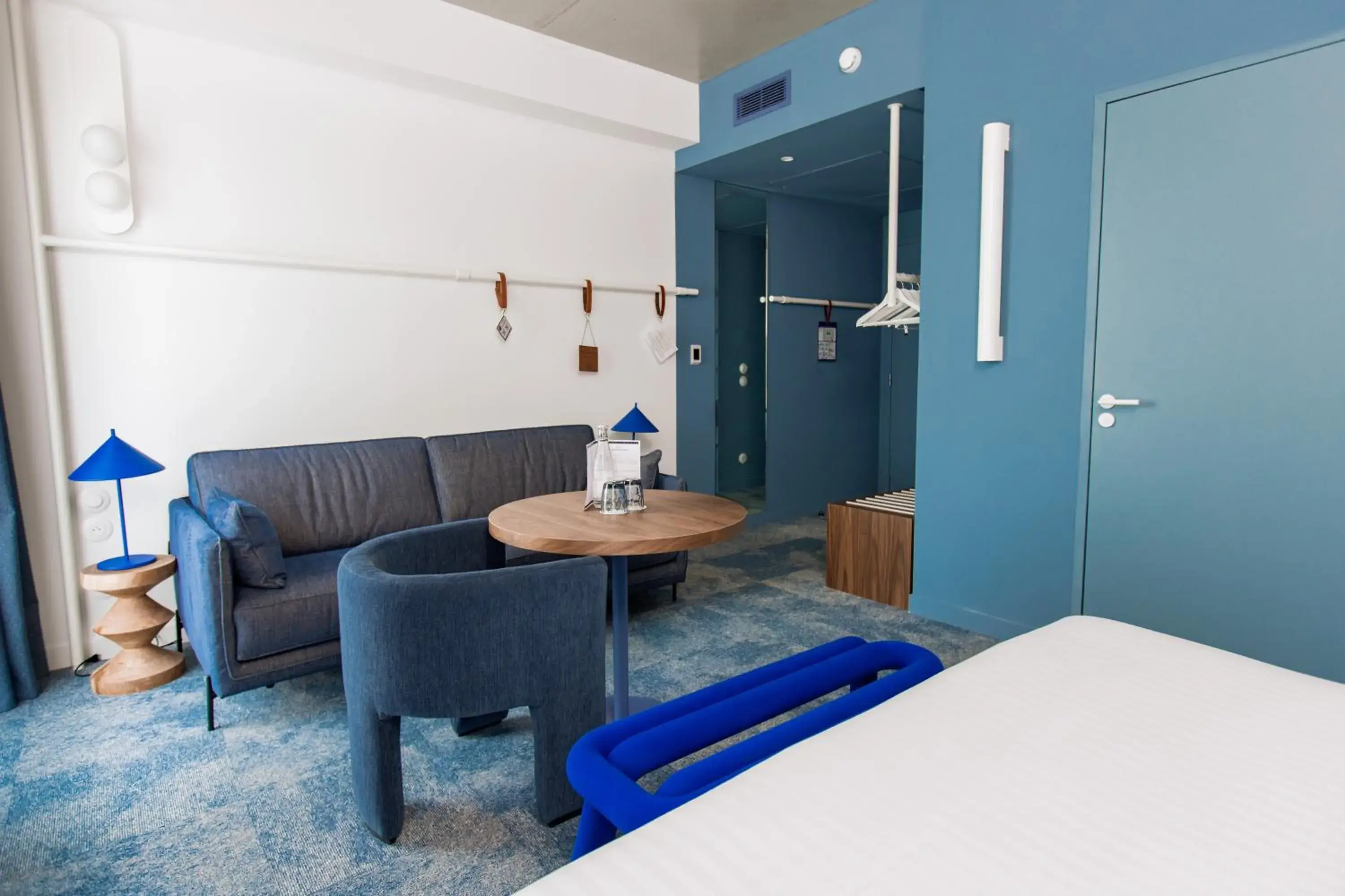 Seating area, Bed in The Ruck Hotel Seating area, Bed in The Ruck Hotel