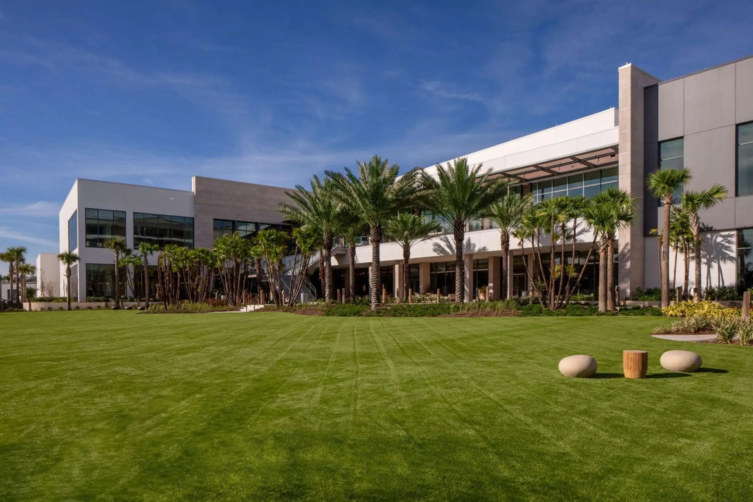 Inner courtyard view in Conrad Orlando Inner courtyard view in Conrad Orlando