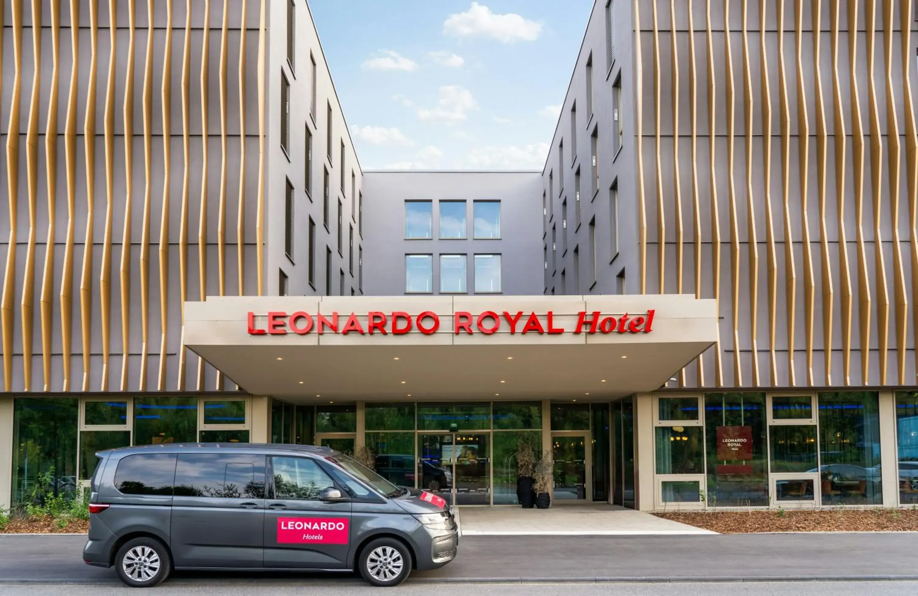 Facade/entrance in Leonardo Royal Hotel Cologne Bonn Airport Facade/entrance in Leonardo Royal Hotel Cologne Bonn Airport